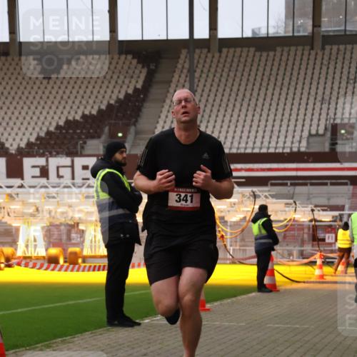 08.12.2024 - St. Pauli X-Mass-Run No. 14 Yannick Fuchs http://msf.ph/oto/7473928 08.12.2024 09:55:05 Ziel 341, 881, 907 meine-sportfotos.de