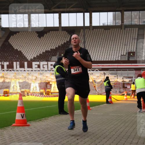 08.12.2024 - St. Pauli X-Mass-Run No. 14 Yannick Fuchs http://msf.ph/oto/7473934 08.12.2024 09:55:06 Ziel 341, 881, 907 meine-sportfotos.de