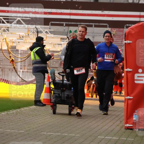 08.12.2024 - St. Pauli X-Mass-Run No. 14 Yannick Fuchs http://msf.ph/oto/7473999 08.12.2024 10:08:19 Ziel 309, 485, 690, 997, 1026, 1048, 1058, 1390, 1423, 2716, 2945, 2961, 2964 meine-sportfotos.de