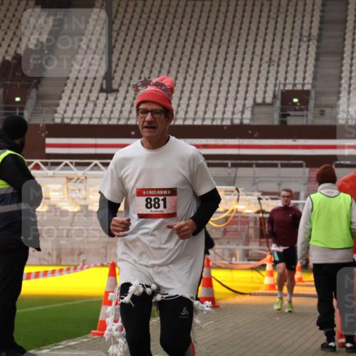 08.12.2024 - St. Pauli X-Mass-Run No. 14 Yannick Fuchs http://msf.ph/oto/7474027 08.12.2024 09:55:16 Ziel 691, 881, 907 meine-sportfotos.de