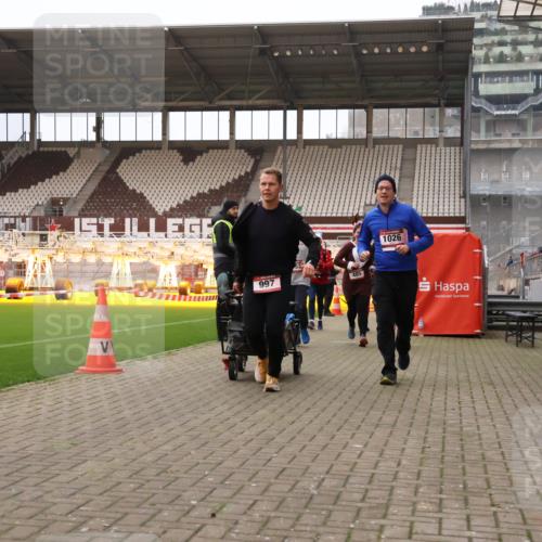 08.12.2024 - St. Pauli X-Mass-Run No. 14 Yannick Fuchs http://msf.ph/oto/7474068 08.12.2024 10:08:25 Ziel 292, 301, 485, 690, 997, 1026, 1310, 1423, 1952, 1961, 2753, 2961, 2964 meine-sportfotos.de