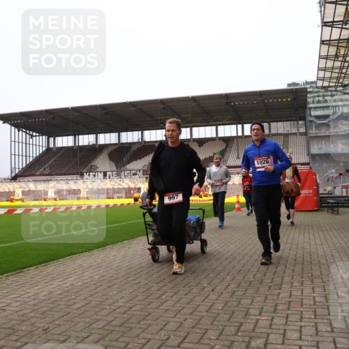 08.12.2024 - St. Pauli X-Mass-Run No. 14 Yannick Fuchs http://msf.ph/oto/7474090 08.12.2024 10:08:26 Ziel 292, 301, 485, 690, 997, 1026, 1310, 1423, 1952, 1961, 2753, 2961, 2964 meine-sportfotos.de
