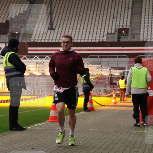 08.12.2024 - St. Pauli X-Mass-Run No. 14 Yannick Fuchs http://msf.ph/oto/7474117 08.12.2024 09:55:20 Ziel 691, 881, 907, 3300 meine-sportfotos.de