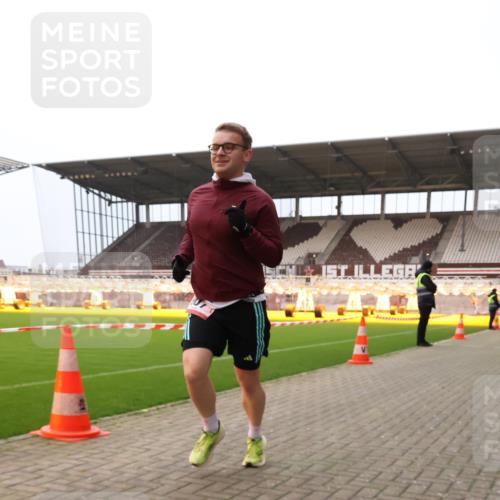 08.12.2024 - St. Pauli X-Mass-Run No. 14 Yannick Fuchs http://msf.ph/oto/7474159 08.12.2024 09:55:22 Ziel 691, 881, 907, 3300 meine-sportfotos.de