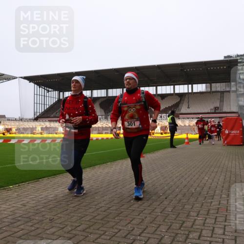 08.12.2024 - St. Pauli X-Mass-Run No. 14 Yannick Fuchs http://msf.ph/oto/7474218 08.12.2024 10:08:32 Ziel 23, 292, 301, 436, 449, 451, 485, 731, 997, 1026, 1167, 1183, 1310, 1423, 1952, 1961, 2753 meine-sportfotos.de