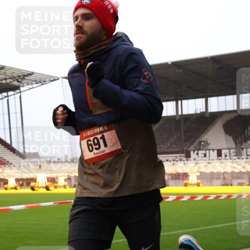 08.12.2024 - St. Pauli X-Mass-Run No. 14 Yannick Fuchs http://msf.ph/oto/7474232 08.12.2024 09:55:31 Ziel 691, 3300 meine-sportfotos.de