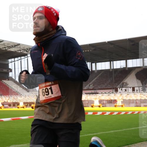 08.12.2024 - St. Pauli X-Mass-Run No. 14 Yannick Fuchs http://msf.ph/oto/7474235 08.12.2024 09:55:31 Ziel 691, 3300 meine-sportfotos.de