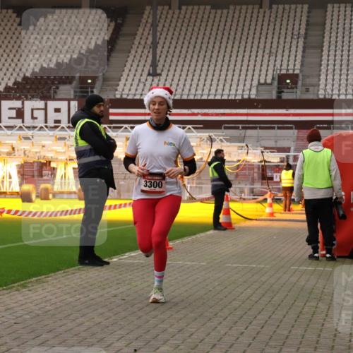 08.12.2024 - St. Pauli X-Mass-Run No. 14 Yannick Fuchs http://msf.ph/oto/7474267 08.12.2024 09:55:36 Ziel 691, 2911, 3300 meine-sportfotos.de