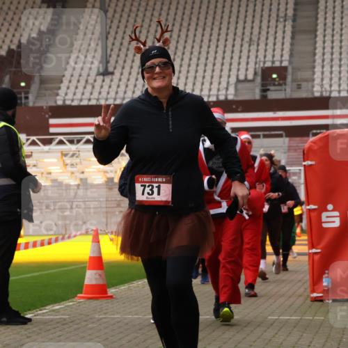 08.12.2024 - St. Pauli X-Mass-Run No. 14 Yannick Fuchs http://msf.ph/oto/7474350 08.12.2024 10:08:39 Ziel 23, 54, 136, 292, 301, 436, 449, 451, 485, 731, 997, 1026, 1167, 1183, 1310, 1952, 1961, 2753 meine-sportfotos.de