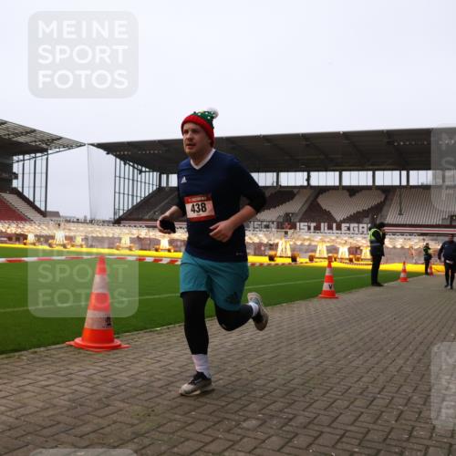 08.12.2024 - St. Pauli X-Mass-Run No. 14 Yannick Fuchs http://msf.ph/oto/7474553 08.12.2024 09:56:05 Ziel 415, 438, 1852, 1946, 3261 meine-sportfotos.de