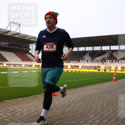 08.12.2024 - St. Pauli X-Mass-Run No. 14 Yannick Fuchs http://msf.ph/oto/7474568 08.12.2024 09:56:05 Ziel 415, 438, 1852, 1946, 3261 meine-sportfotos.de