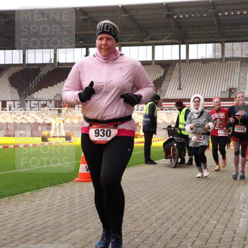 08.12.2024 - St. Pauli X-Mass-Run No. 14 Yannick Fuchs http://msf.ph/oto/7474623 08.12.2024 10:09:01 Ziel 54, 325, 930, 1156, 1159, 2205, 2749, 2752 meine-sportfotos.de