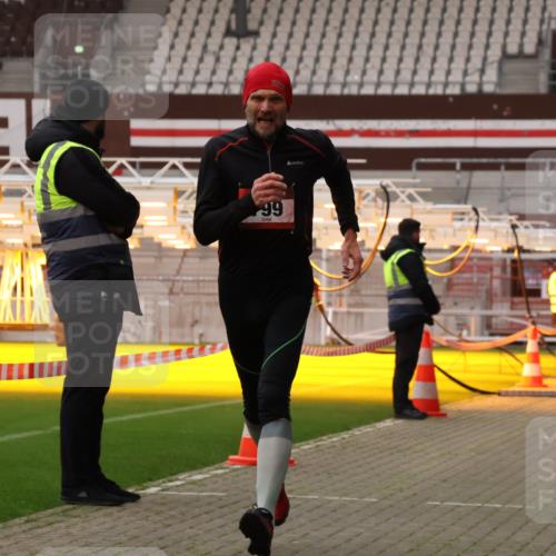08.12.2024 - St. Pauli X-Mass-Run No. 14 Yannick Fuchs http://msf.ph/oto/7474857 08.12.2024 09:56:28 Ziel 288, 799, 2837, 2839, 3256, 3261 meine-sportfotos.de