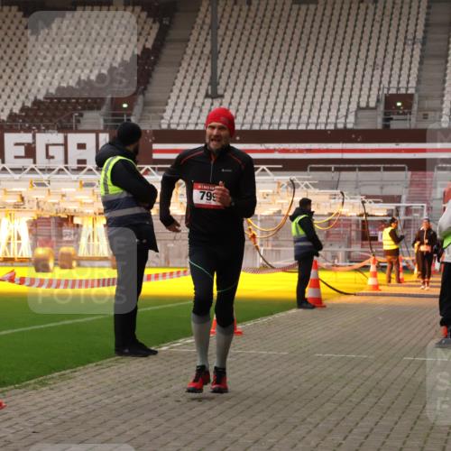 08.12.2024 - St. Pauli X-Mass-Run No. 14 Yannick Fuchs http://msf.ph/oto/7474868 08.12.2024 09:56:29 Ziel 288, 799, 2837, 2839, 3095, 3256, 3261 meine-sportfotos.de