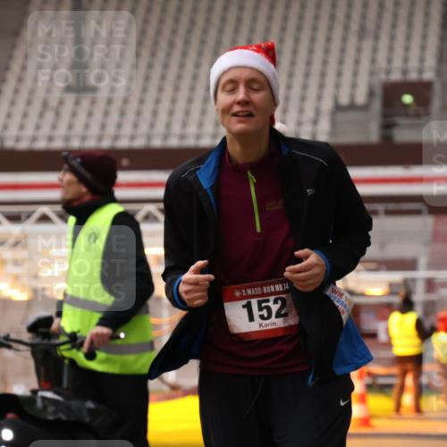 08.12.2024 - St. Pauli X-Mass-Run No. 14 Yannick Fuchs http://msf.ph/oto/7475029 08.12.2024 10:09:32 Ziel 12, 152, 891, 1227 meine-sportfotos.de