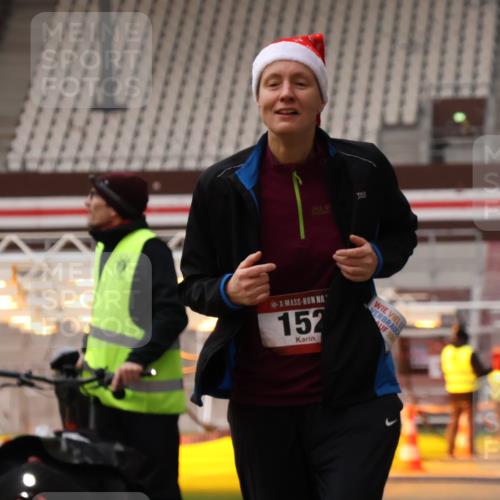 08.12.2024 - St. Pauli X-Mass-Run No. 14 Yannick Fuchs http://msf.ph/oto/7475032 08.12.2024 10:09:32 Ziel 12, 152, 891, 1227 meine-sportfotos.de