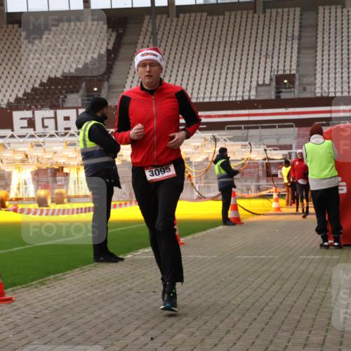 08.12.2024 - St. Pauli X-Mass-Run No. 14 Yannick Fuchs http://msf.ph/oto/7475048 08.12.2024 09:56:45 Ziel 288, 1741, 1754, 2837, 2839, 2956, 3095, 3139 meine-sportfotos.de