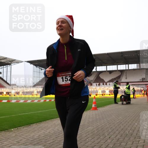 08.12.2024 - St. Pauli X-Mass-Run No. 14 Yannick Fuchs http://msf.ph/oto/7475053 08.12.2024 10:09:35 Ziel 12, 152, 891, 1227, 2210, 2951 meine-sportfotos.de