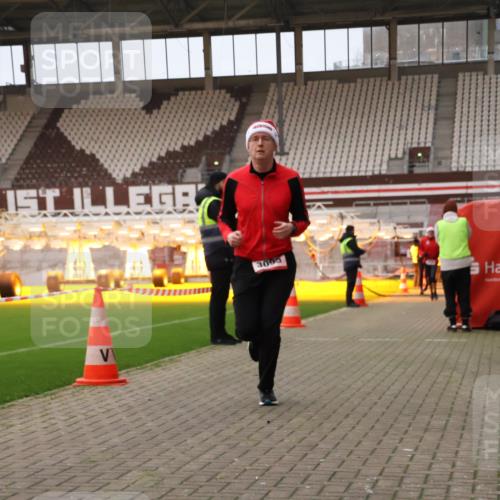 08.12.2024 - St. Pauli X-Mass-Run No. 14 Yannick Fuchs http://msf.ph/oto/7475058 08.12.2024 09:56:45 Ziel 288, 1741, 1754, 2837, 2839, 2956, 3095, 3139 meine-sportfotos.de
