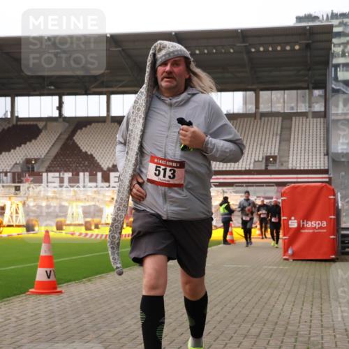 08.12.2024 - St. Pauli X-Mass-Run No. 14 Yannick Fuchs http://msf.ph/oto/7475224 08.12.2024 10:09:53 Ziel 290, 361, 513, 894, 1098, 1227, 1955, 1965, 2210, 2951 meine-sportfotos.de