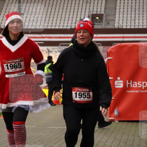 08.12.2024 - St. Pauli X-Mass-Run No. 14 Yannick Fuchs http://msf.ph/oto/7475318 08.12.2024 10:10:05 Ziel 290, 361, 894, 1098, 1641, 1648, 1955, 1965, 3123 meine-sportfotos.de