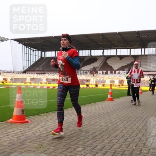 08.12.2024 - St. Pauli X-Mass-Run No. 14 Yannick Fuchs http://msf.ph/oto/7475326 08.12.2024 09:57:05 Ziel 364, 384, 420, 755, 763, 904, 1291, 1741, 1982, 2267, 3022, 3139 meine-sportfotos.de