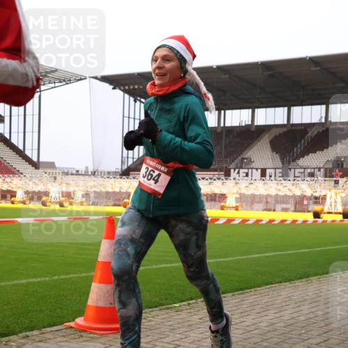 08.12.2024 - St. Pauli X-Mass-Run No. 14 Yannick Fuchs http://msf.ph/oto/7475364 08.12.2024 09:57:08 Ziel 364, 384, 420, 755, 763, 904, 1291, 1741, 1982, 2267, 3022, 3139, 3162 meine-sportfotos.de
