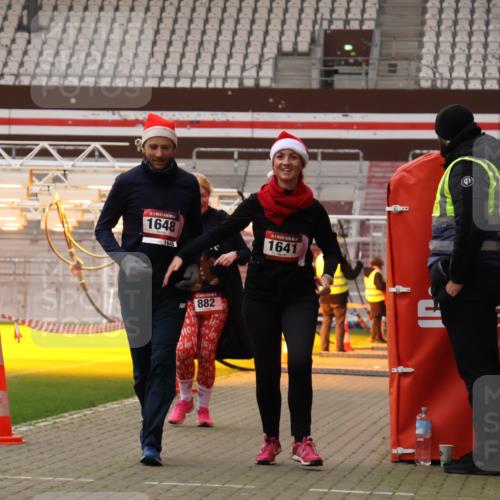 08.12.2024 - St. Pauli X-Mass-Run No. 14 Yannick Fuchs http://msf.ph/oto/7475462 08.12.2024 10:10:11 Ziel 290, 882, 894, 1098, 1641, 1648, 1955, 1965, 3123 meine-sportfotos.de