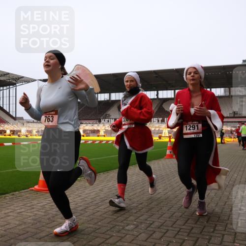 08.12.2024 - St. Pauli X-Mass-Run No. 14 Yannick Fuchs http://msf.ph/oto/7475545 08.12.2024 09:57:17 Ziel 755, 763, 904, 1291, 1982, 2267, 3022, 3162 meine-sportfotos.de
