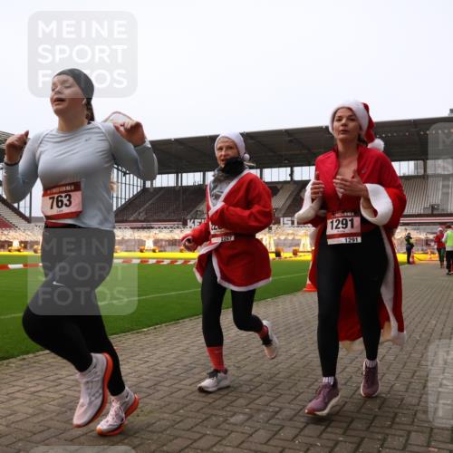 08.12.2024 - St. Pauli X-Mass-Run No. 14 Yannick Fuchs http://msf.ph/oto/7475548 08.12.2024 09:57:17 Ziel 755, 763, 904, 1291, 1982, 2267, 3022, 3162 meine-sportfotos.de