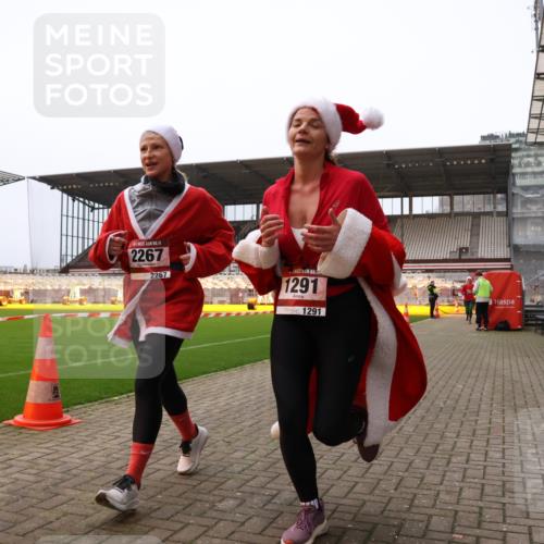 08.12.2024 - St. Pauli X-Mass-Run No. 14 Yannick Fuchs http://msf.ph/oto/7475556 08.12.2024 09:57:17 Ziel 755, 763, 904, 1291, 1982, 2267, 3022, 3162 meine-sportfotos.de