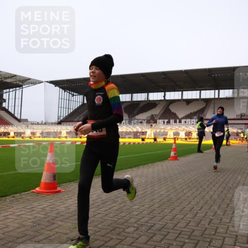 08.12.2024 - St. Pauli X-Mass-Run No. 14 Yannick Fuchs http://msf.ph/oto/7475786 08.12.2024 09:57:48 Ziel 391, 510, 1532, 2840, 2842 meine-sportfotos.de