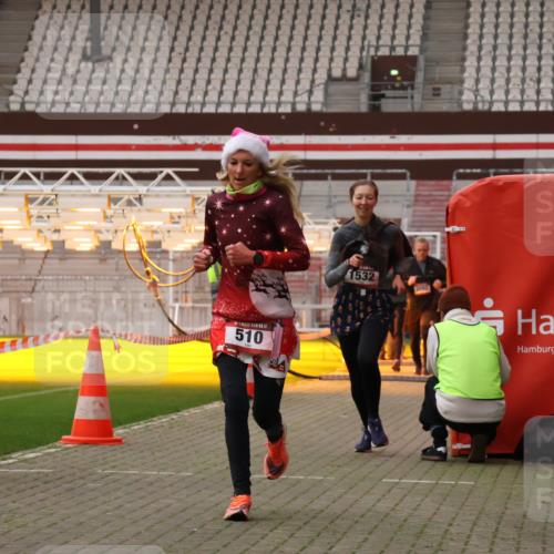 08.12.2024 - St. Pauli X-Mass-Run No. 14 Yannick Fuchs http://msf.ph/oto/7475850 08.12.2024 09:58:00 Ziel 510, 1532, 1789, 2934, 2943, 2944, 3092, 3171 meine-sportfotos.de