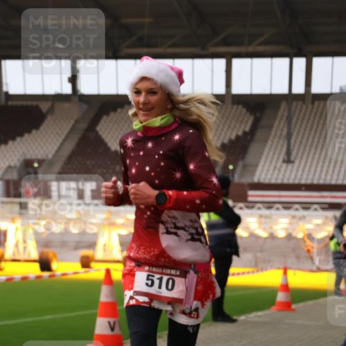 08.12.2024 - St. Pauli X-Mass-Run No. 14 Yannick Fuchs http://msf.ph/oto/7475884 08.12.2024 09:58:03 Ziel 510, 1532, 1789, 2872, 2934, 2943, 2944, 3092, 3171 meine-sportfotos.de