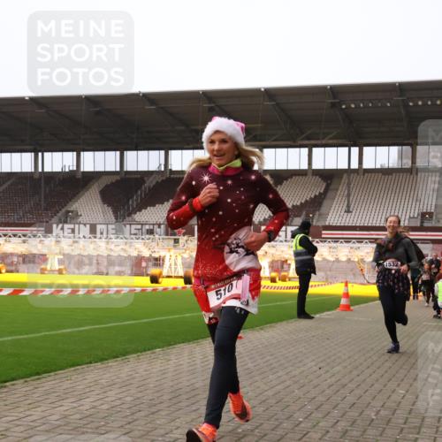 08.12.2024 - St. Pauli X-Mass-Run No. 14 Yannick Fuchs http://msf.ph/oto/7475896 08.12.2024 09:58:03 Ziel 510, 1532, 1789, 2872, 2934, 2943, 2944, 3092, 3171 meine-sportfotos.de