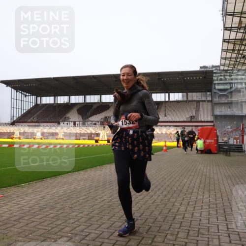 08.12.2024 - St. Pauli X-Mass-Run No. 14 Yannick Fuchs http://msf.ph/oto/7475942 08.12.2024 09:58:05 Ziel 510, 1396, 1397, 1532, 1789, 2872, 2934, 2943, 2944, 3092, 3171 meine-sportfotos.de