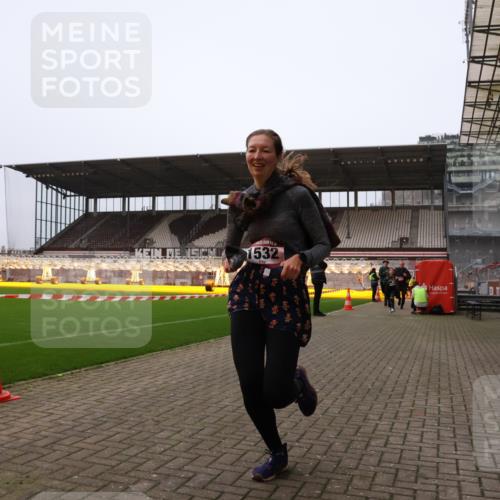 08.12.2024 - St. Pauli X-Mass-Run No. 14 Yannick Fuchs http://msf.ph/oto/7475945 08.12.2024 09:58:05 Ziel 510, 1396, 1397, 1532, 1789, 2872, 2934, 2943, 2944, 3092, 3171 meine-sportfotos.de