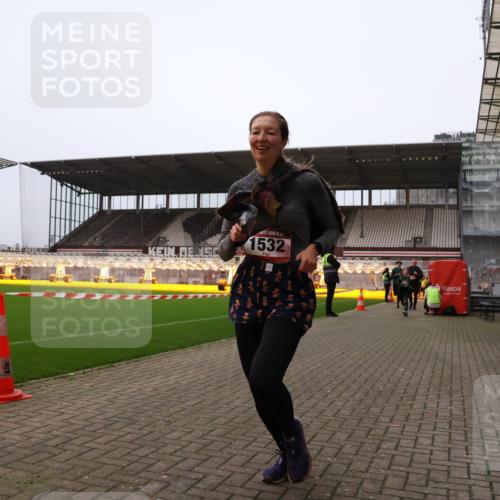 08.12.2024 - St. Pauli X-Mass-Run No. 14 Yannick Fuchs http://msf.ph/oto/7475948 08.12.2024 09:58:06 Ziel 510, 1075, 1080, 1396, 1397, 1532, 1789, 2872, 2934, 2943, 2944, 3092, 3171 meine-sportfotos.de