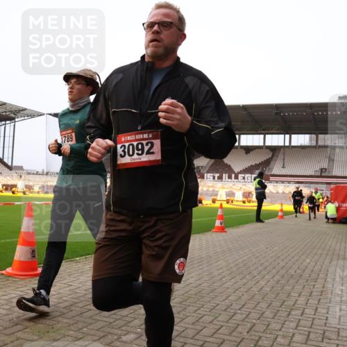 08.12.2024 - St. Pauli X-Mass-Run No. 14 Yannick Fuchs http://msf.ph/oto/7476047 08.12.2024 09:58:11 Ziel 55, 510, 880, 1075, 1080, 1396, 1397, 1532, 1789, 2872, 2934, 2943, 2944, 3092, 3171 meine-sportfotos.de
