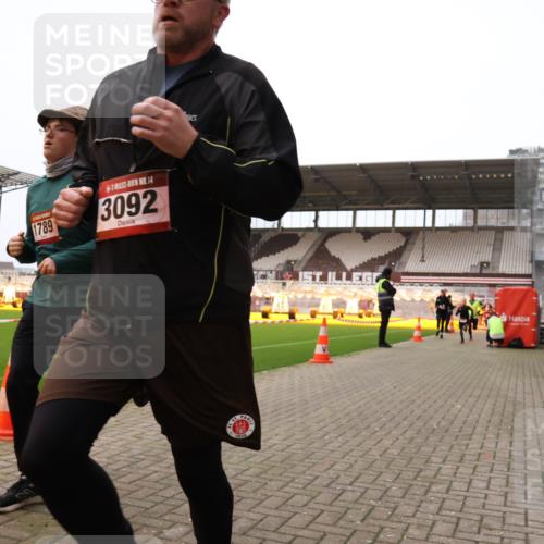 08.12.2024 - St. Pauli X-Mass-Run No. 14 Yannick Fuchs http://msf.ph/oto/7476050 08.12.2024 09:58:11 Ziel 55, 510, 880, 1075, 1080, 1396, 1397, 1532, 1789, 2872, 2934, 2943, 2944, 3092, 3171 meine-sportfotos.de