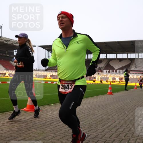 08.12.2024 - St. Pauli X-Mass-Run No. 14 Yannick Fuchs http://msf.ph/oto/7476184 08.12.2024 09:58:17 Ziel 55, 802, 880, 1075, 1080, 1396, 1397, 1789, 2872, 2934, 2943, 2944, 2984, 3109, 3171 meine-sportfotos.de