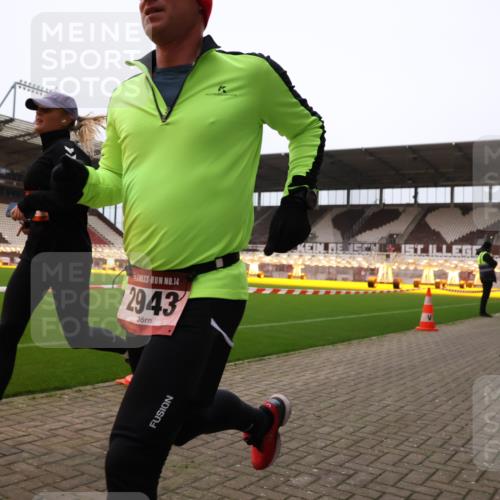 08.12.2024 - St. Pauli X-Mass-Run No. 14 Yannick Fuchs http://msf.ph/oto/7476191 08.12.2024 09:58:17 Ziel 55, 802, 880, 1075, 1080, 1396, 1397, 1789, 2872, 2934, 2943, 2944, 2984, 3109, 3171 meine-sportfotos.de