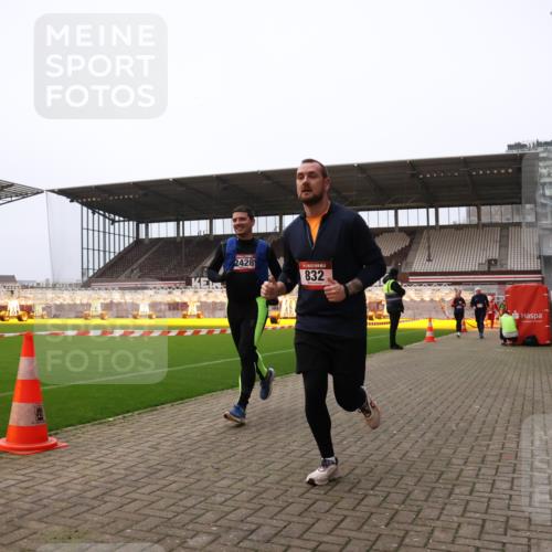 08.12.2024 - St. Pauli X-Mass-Run No. 14 Yannick Fuchs http://msf.ph/oto/7476501 08.12.2024 09:58:40 Ziel 49, 111, 488, 802, 832, 989, 1105, 1119, 1864, 2428, 2722, 2984, 3109 meine-sportfotos.de