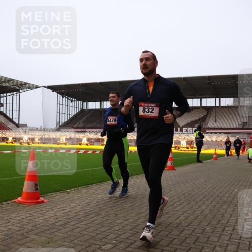 08.12.2024 - St. Pauli X-Mass-Run No. 14 Yannick Fuchs http://msf.ph/oto/7476508 08.12.2024 09:58:40 Ziel 49, 111, 488, 802, 832, 989, 1105, 1119, 1864, 2428, 2722, 2984, 3109 meine-sportfotos.de