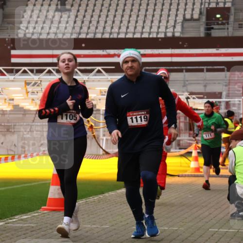 08.12.2024 - St. Pauli X-Mass-Run No. 14 Yannick Fuchs http://msf.ph/oto/7476532 08.12.2024 09:58:43 Ziel 49, 111, 488, 832, 989, 1105, 1119, 1864, 2428, 2722 meine-sportfotos.de