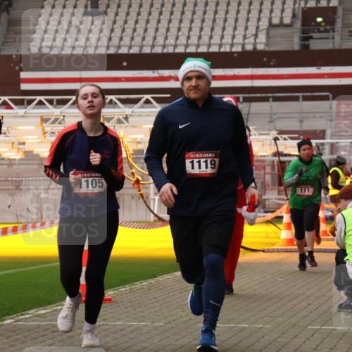 08.12.2024 - St. Pauli X-Mass-Run No. 14 Yannick Fuchs http://msf.ph/oto/7476541 08.12.2024 09:58:43 Ziel 49, 111, 488, 832, 989, 1105, 1119, 1864, 2428, 2722 meine-sportfotos.de
