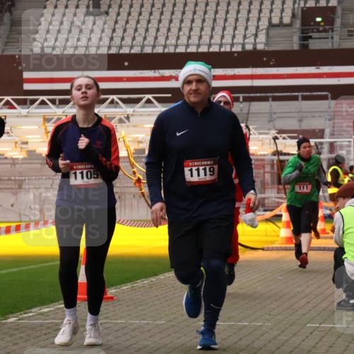08.12.2024 - St. Pauli X-Mass-Run No. 14 Yannick Fuchs http://msf.ph/oto/7476545 08.12.2024 09:58:43 Ziel 49, 111, 488, 832, 989, 1105, 1119, 1864, 2428, 2722 meine-sportfotos.de