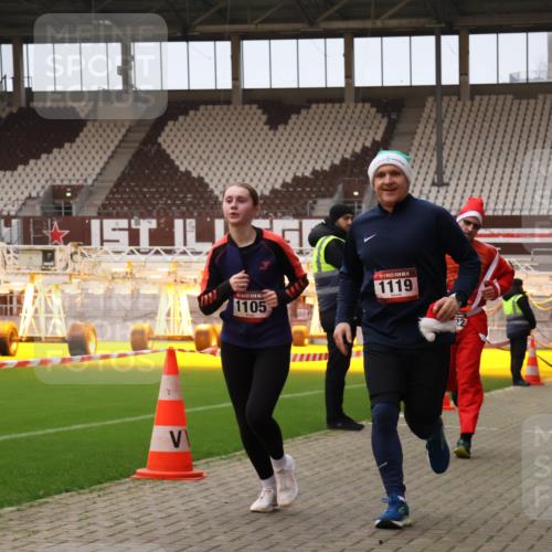 08.12.2024 - St. Pauli X-Mass-Run No. 14 Yannick Fuchs http://msf.ph/oto/7476576 08.12.2024 09:58:45 Ziel 49, 111, 488, 832, 989, 1105, 1119, 1864, 2428, 2722 meine-sportfotos.de