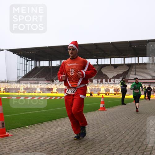 08.12.2024 - St. Pauli X-Mass-Run No. 14 Yannick Fuchs http://msf.ph/oto/7476635 08.12.2024 09:58:47 Ziel 111, 488, 832, 989, 1105, 1119, 2428, 2722 meine-sportfotos.de