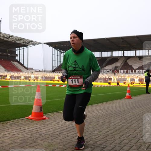 08.12.2024 - St. Pauli X-Mass-Run No. 14 Yannick Fuchs http://msf.ph/oto/7476685 08.12.2024 09:58:50 Ziel 111, 488, 989, 1105, 1119, 2722 meine-sportfotos.de